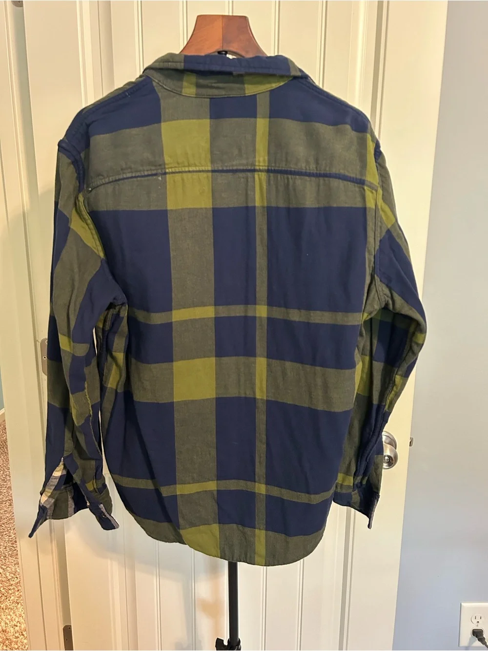 Telluride Clothing Co. Reversible Plaid Button-Up Shacket in Navy & Olive
